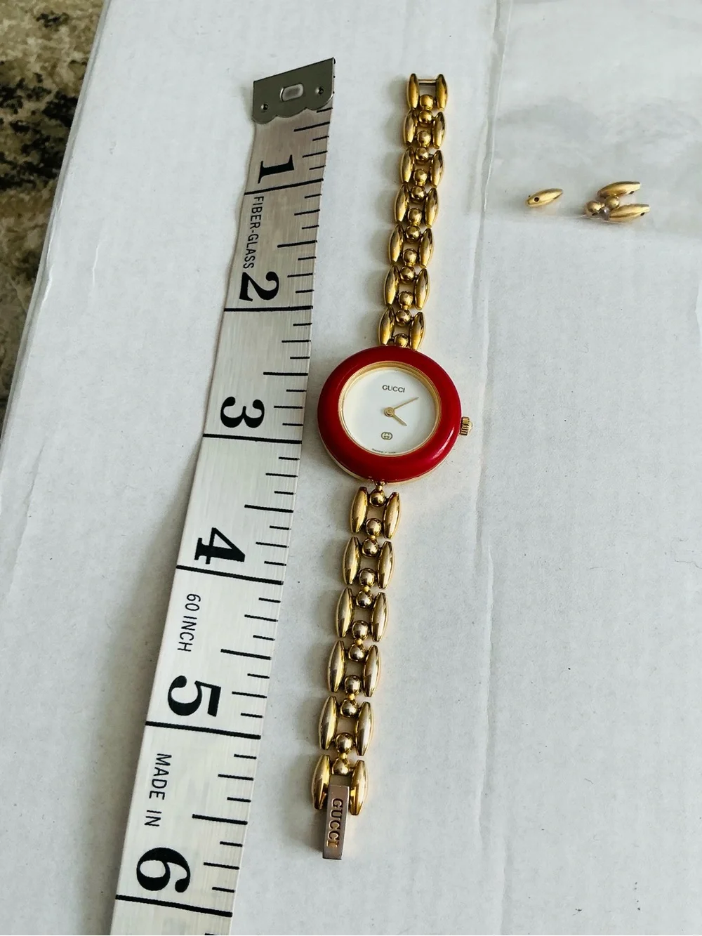Ladies GUCCI dressy chain bracelet watch w/ bezels❤️💙🖤💚🧡